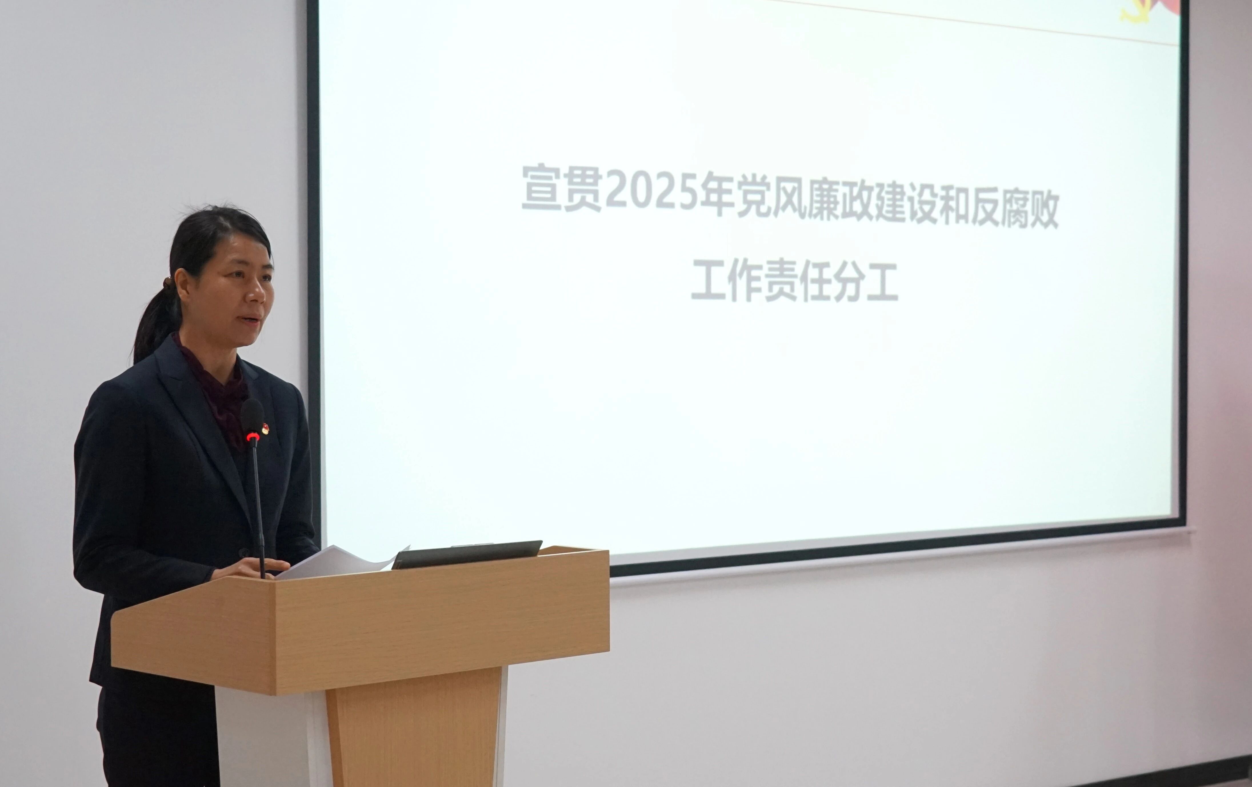 e20180a50956ffda731b840adb017de7.jpg e20180a50956ffda731b840adb017de7.jpg